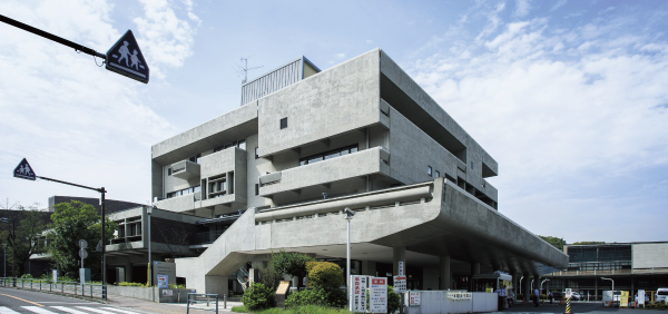 神奈川県立青少年センター
